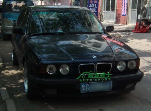 ��Ʒ���ƣ�����325 E34 AT ��е��ѹ