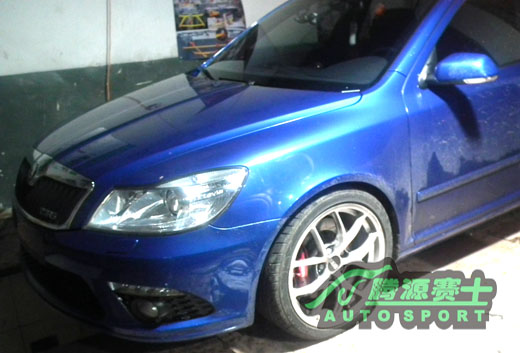 ��Ʒ���ƣ���̨����RS2.0T��װǿ��